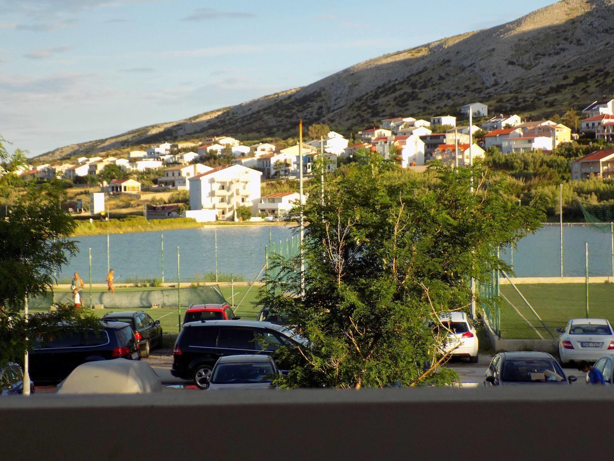 Apartments Galeb Pag - Beach Pag Town Exterior foto